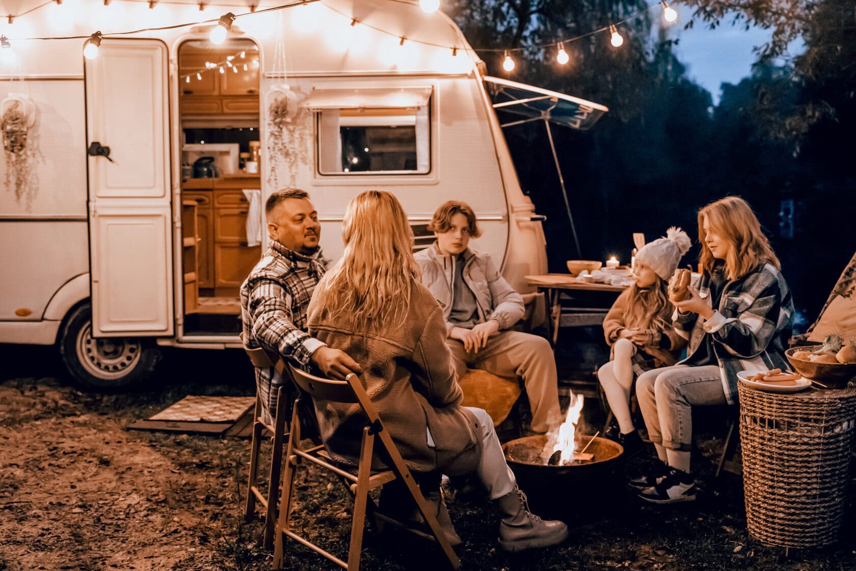 Setting Up an Outdoor Living Space for Group Hangouts - Coastal Cowboy ...
